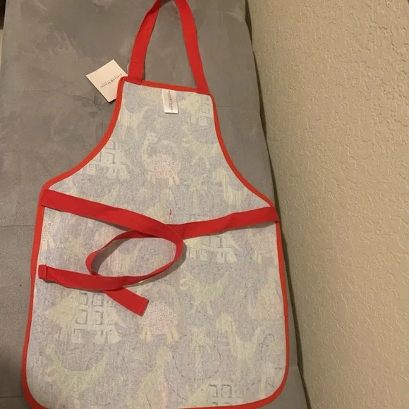 APRON CHILDS PVC APRON
DINOSAUR WATERPROOF NWT ANIMAL KINGDOM GIFT SHOP UNISEX - Picture 5 of 10